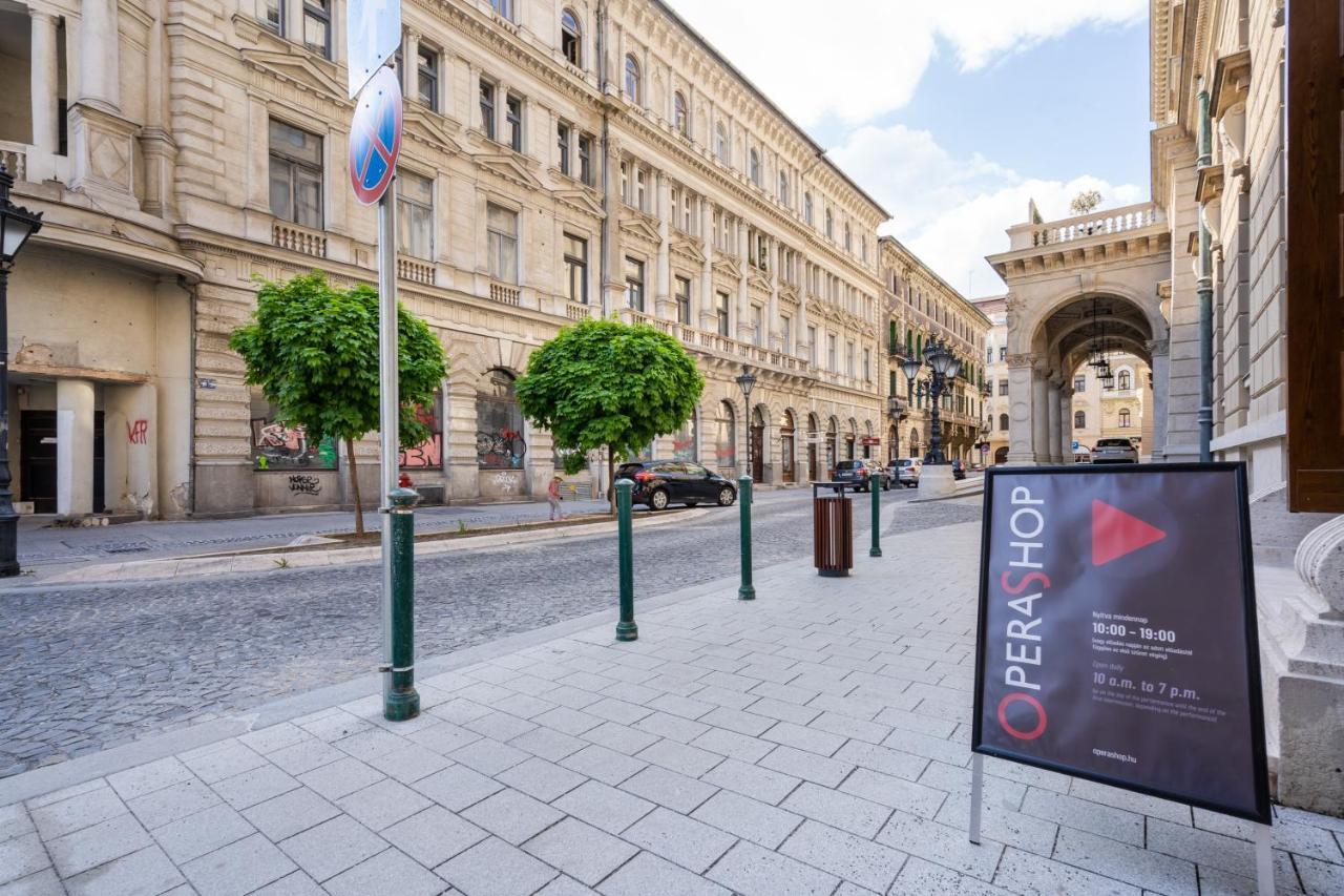 Opera Luxury Apartment With Free Parking Budapest Exterior photo