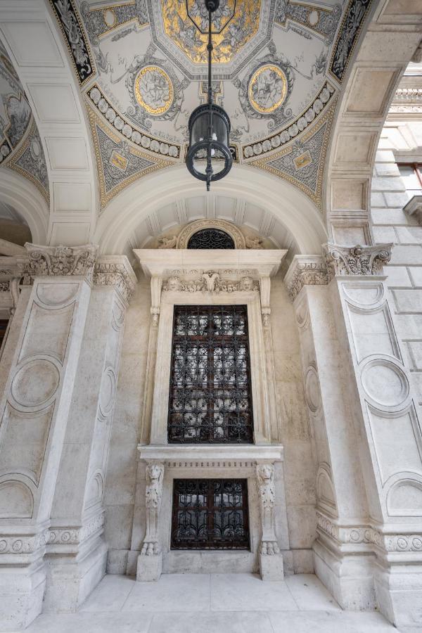 Opera Luxury Apartment With Free Parking Budapest Exterior photo